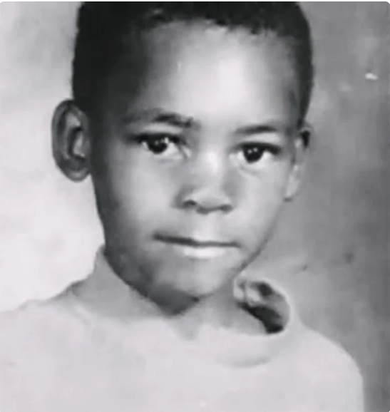 R Kelly Childhood Pic