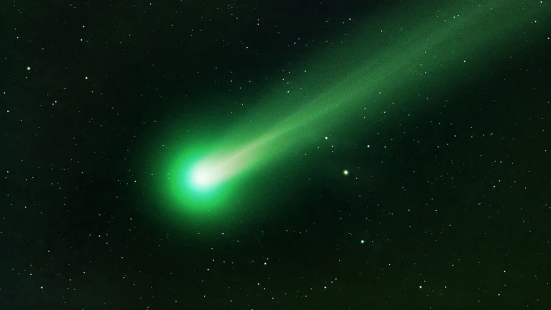 Green Comet Visibility