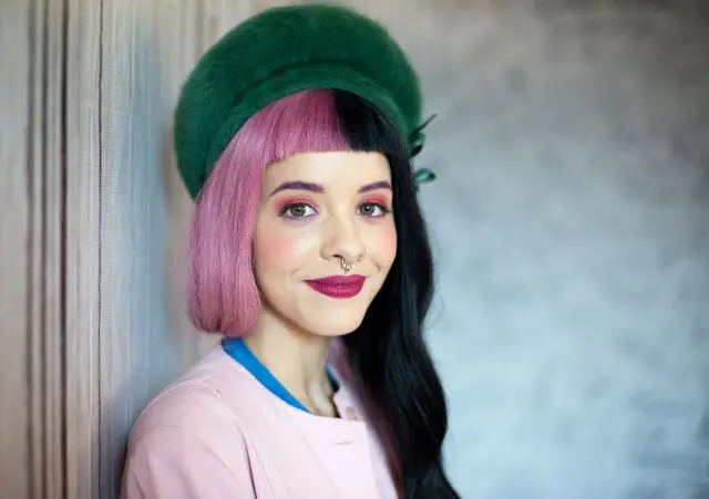 Melanie Martinez - Age, Bio, Birthday, Family, Net Worth